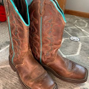 women’s justin boots